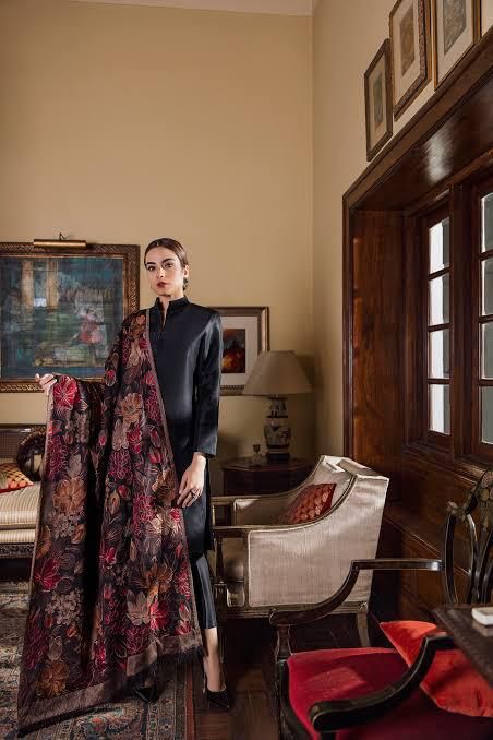 BAREEZE.                                    3-piece Dhanak Heavily Embroidered